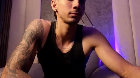 Oliver bennet online show from 01-17-26, 01:54