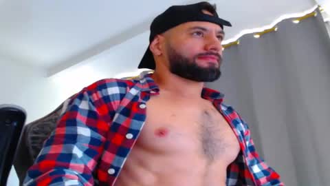 oliver online show from 10-12-25, 05:45