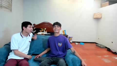 oliverhot2005 online show from 02-07-25, 09:15