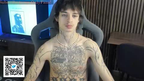 Snapshot of oliverrgroove chatting on 02-05-26, 02:22 oliverrgroove online show from 02-05-26, 02:22