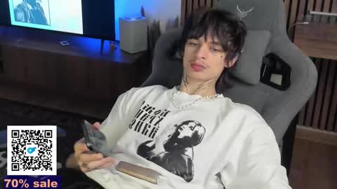 Snapshot of oliverrgroove chatting on 03-20-26, 03:28 oliverrgroove online show from 03-20-26, 03:28