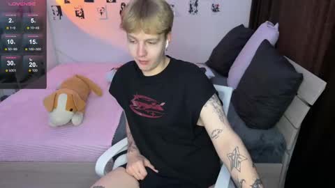 oliver online show from 09-12-25, 04:01