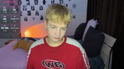 oliver online show from 10-21-25, 02:29