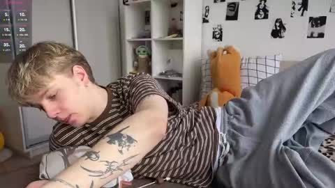 oliver online show from 04-15-26, 12:01