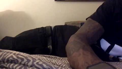 olivertwist1273 online show from 01-05-25, 05:51