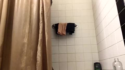 olivertwist1273 online show from 02-12-25, 05:26