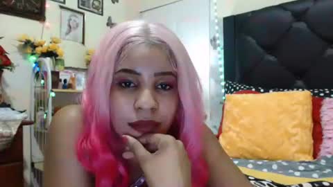 Olivia online show from 01-01-25, 01:15