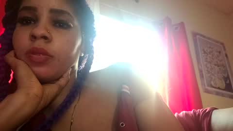 Olivia online show from 03-04-25, 07:11