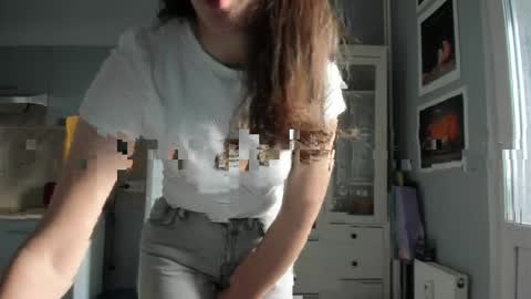 olivia__dream online show from 05-13-26, 03:31
