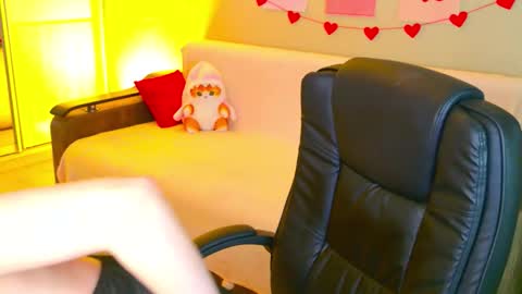 Snapshot of olivia_daze chatting on 10-06-25, 07:33 olivia_daze online show from 10-06-25, 07:33