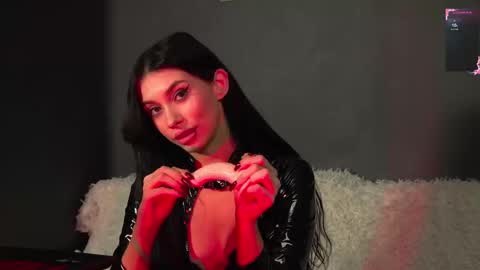 Olivia Faye online show from 09-19-25, 06:08