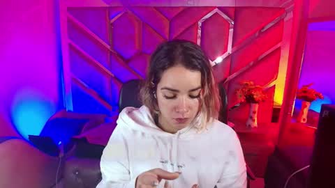  OLIVIA  online show from 12-21-25, 03:46