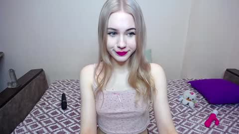 Snapshot of olivia_graceee chatting on 02-08-25, 09:24 olivia_graceee online show from 02-08-25, 09:24