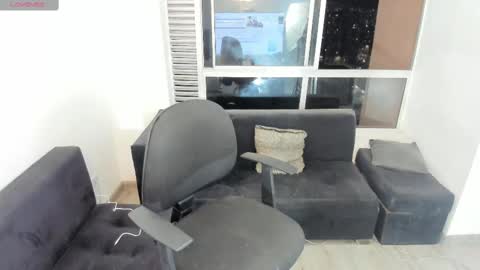 olivia_martine online show from 11-12-25, 03:40