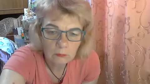 Olivia Mia online show from 06-11-26, 07:39