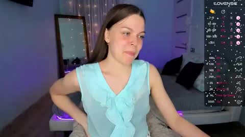 Olivia online show from 02-12-25, 03:27