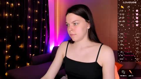 Olivia online show from 02-25-25, 05:19