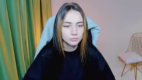 Snapshot of olivia_norton_ chatting on 09-14-25, 09:19 olivia_norton_ online show from 09-14-25, 09:19