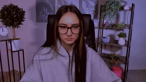 Snapshot of olivia_norton_ chatting on 10-12-25, 03:11 olivia_norton_ online show from 10-12-25, 03:11