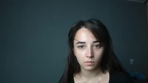 Snapshot of olivia_oliv chatting on 10-27-25, 02:21 Olivia online show from 10-27-25, 02:21