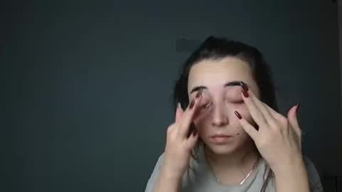 Snapshot of olivia_oliv chatting on 11-11-25, 11:54 Olivia online show from 11-11-25, 11:54