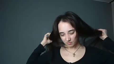 Snapshot of olivia_oliv chatting on 11-18-25, 10:20 Olivia online show from 11-18-25, 10:20