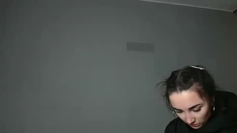 Snapshot of olivia_oliv chatting on 12-04-25, 11:08 Olivia online show from 12-04-25, 11:08