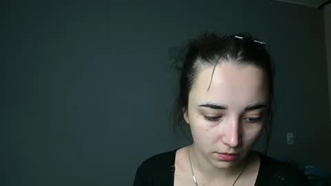 Snapshot of olivia_oliv chatting on 12-05-25, 03:41 Olivia online show from 12-05-25, 03:41