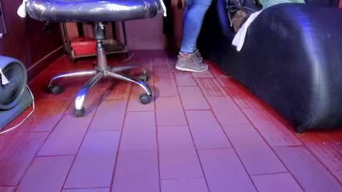   online show from 01-19-25, 12:50