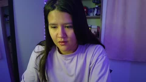 Snapshot of olivia_watson_ chatting on 05-09-26, 12:10 Olivia online show from 05-09-26, 12:10