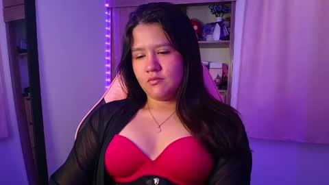 Snapshot of olivia_watson_ chatting on 05-10-26, 12:32 Olivia online show from 05-10-26, 12:32