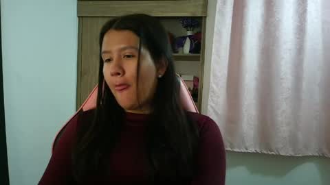 Snapshot of olivia_watson_ chatting on 05-22-26, 12:22 Olivia online show from 05-22-26, 12:22