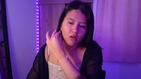 Snapshot of olivia_watson_ chatting on 05-28-26, 12:02 Olivia online show from 05-28-26, 12:02