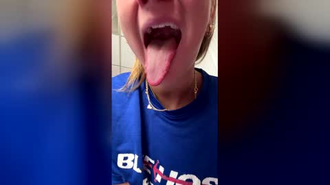 oliviaaraee online show from 01-10-26, 05:26