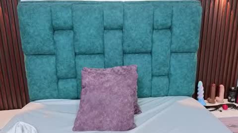 Snapshot of oliviabonnie chatting on 03-03-26, 07:09 oliviabonnie online show from 03-03-26, 07:09