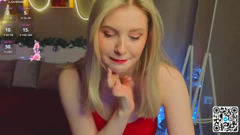 Snapshot of oliviabr0wn chatting on 12-19-24, 05:18 Olivia online show from 12-19-24, 05:18