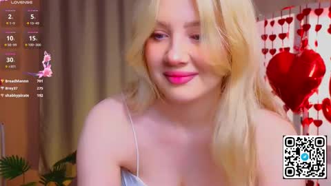 Snapshot of oliviabr0wn chatting on 02-12-25, 02:03 Olivia online show from 02-12-25, 02:03