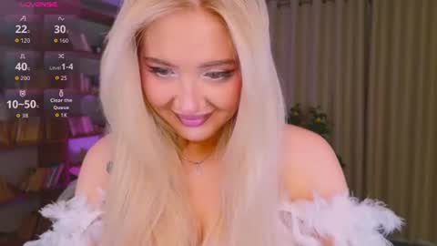 Snapshot of oliviabr0wn chatting on 07-08-26, 10:20 Olivia online show from 07-08-26, 10:20