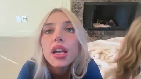 oliviacarterrr online show from 11-30-25, 07:51