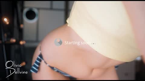 Snapshot of oliviadellvine chatting on 01-04-25, 12:37 Olivia online show from 01-04-25, 12:37