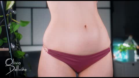 Snapshot of oliviadellvine chatting on 01-26-25, 01:41 Olivia online show from 01-26-25, 01:41