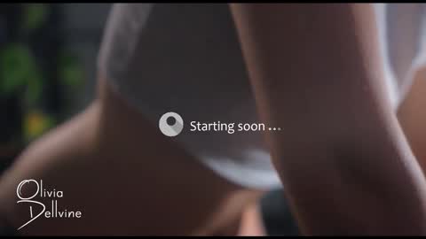 Snapshot of oliviadellvine chatting on 10-02-25, 01:01 Olivia online show from 10-02-25, 01:01