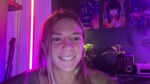 Olivia online show from 12-19-24, 04:45