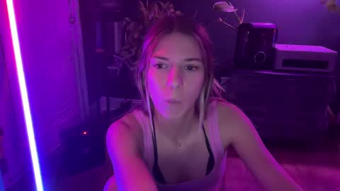 Olivia online show from 01-25-25, 03:30