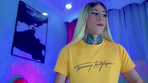 oliviahot01 online show from 05-17-26, 01:03