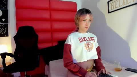 OliviaMonroe online show from 01-08-26, 10:56