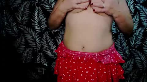 Snapshot of oliviaoskar_ chatting on 12-02-24, 03:03 Kelly online show from 12-02-24, 03:03