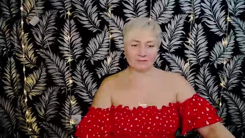 Snapshot of oliviaoskar_ chatting on 12-27-24, 11:50 Kelly online show from 12-27-24, 11:50