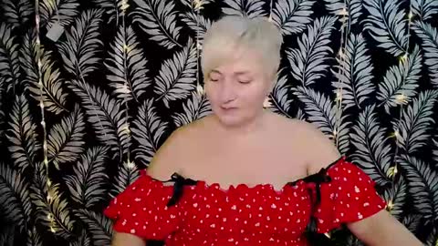 Snapshot of oliviaoskar_ chatting on 01-13-25, 12:24 Kelly online show from 01-13-25, 12:24