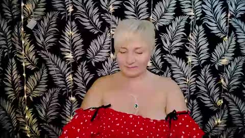 Snapshot of oliviaoskar_ chatting on 01-13-25, 03:26 Kelly online show from 01-13-25, 03:26